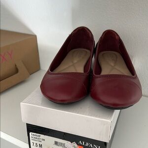 Alfani Women's Scarlet Ballet Flats